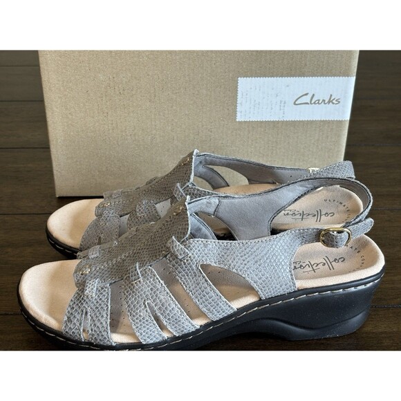 CLARKS Collection Sandals, Light Gray Leather Lexi Marigold  Women's 9.5 M NEW! - Picture 5 of 9